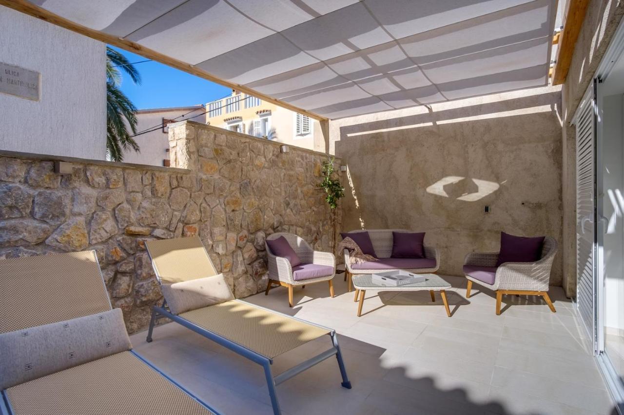 Elegant Apartment Iris Mali Lošinj Kültér fotó
